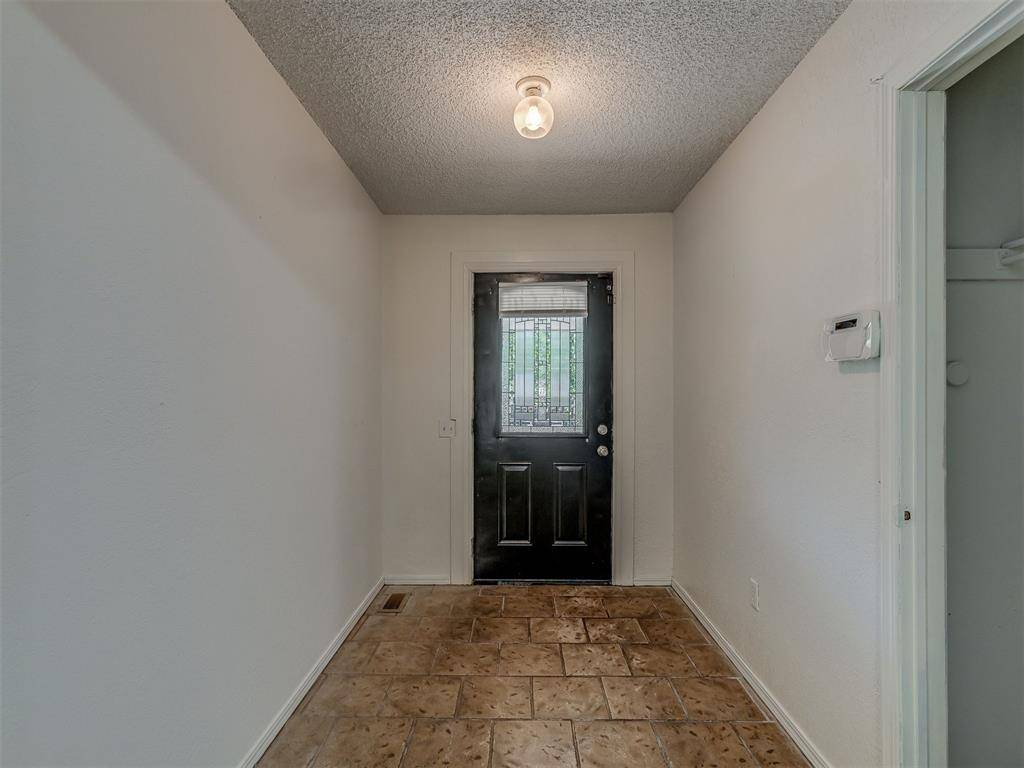1101 Lapwing RD, Edmond, OK 73003