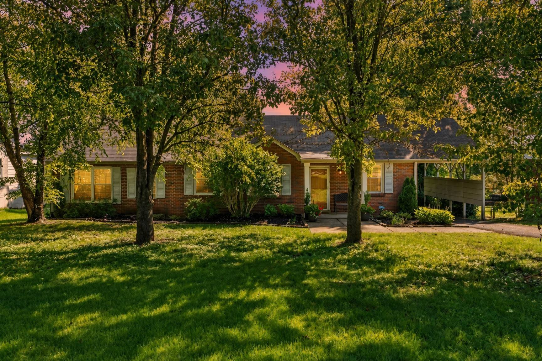 2219 Berrywood Rd, Nashville, TN 37216
