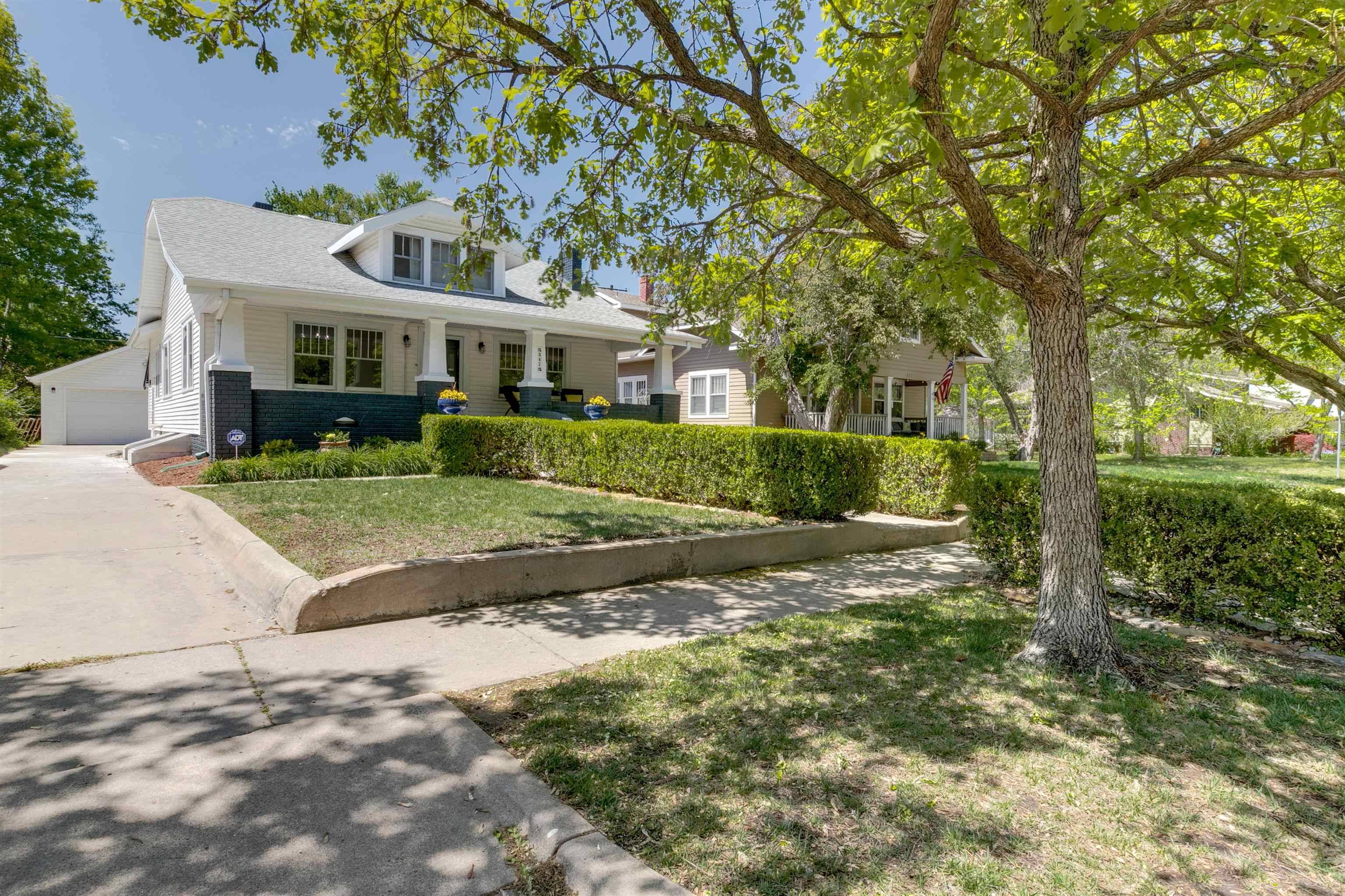 347 N Broadview Ave, Wichita, KS 67208