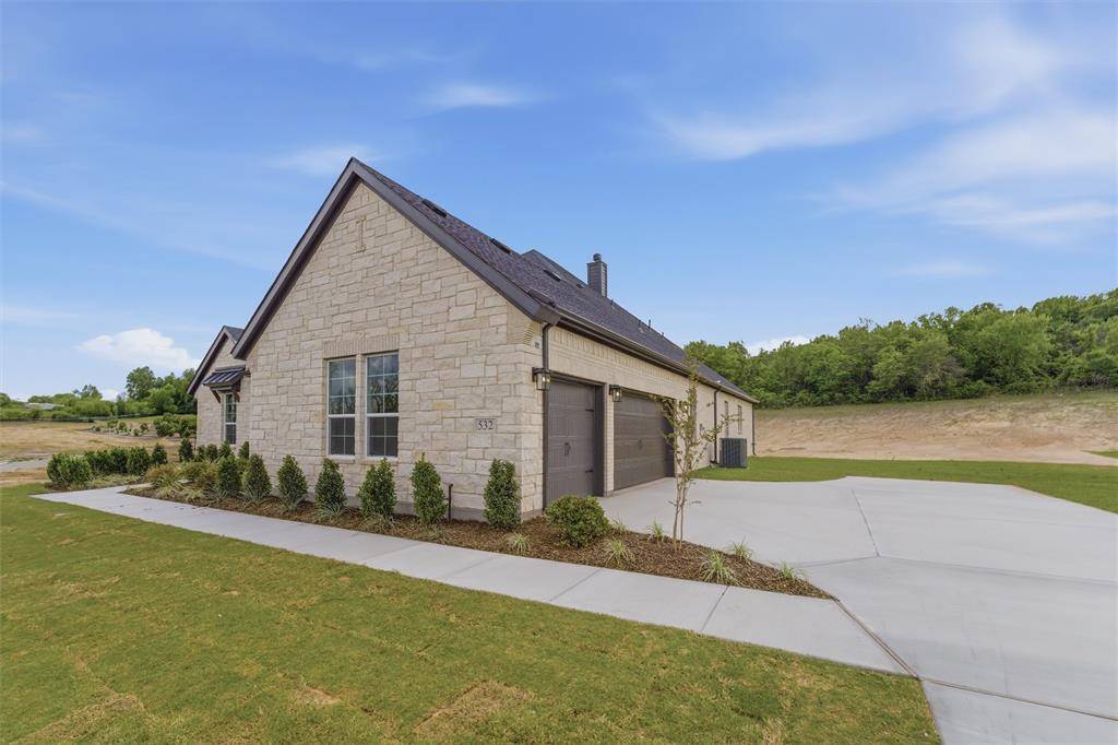 532 Lantana Drive, Weatherford, TX 76085