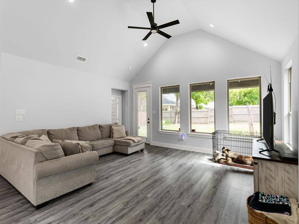 4755 Ramey Avenue, Fort Worth, TX 76105