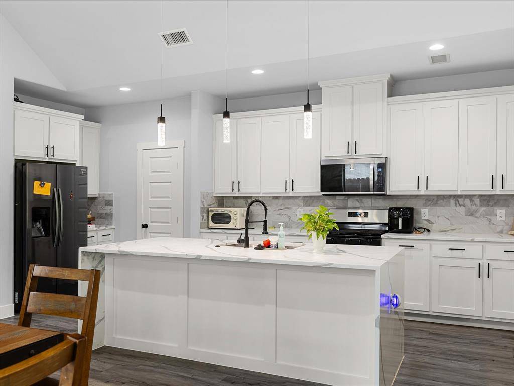 4755 Ramey Avenue, Fort Worth, TX 76105