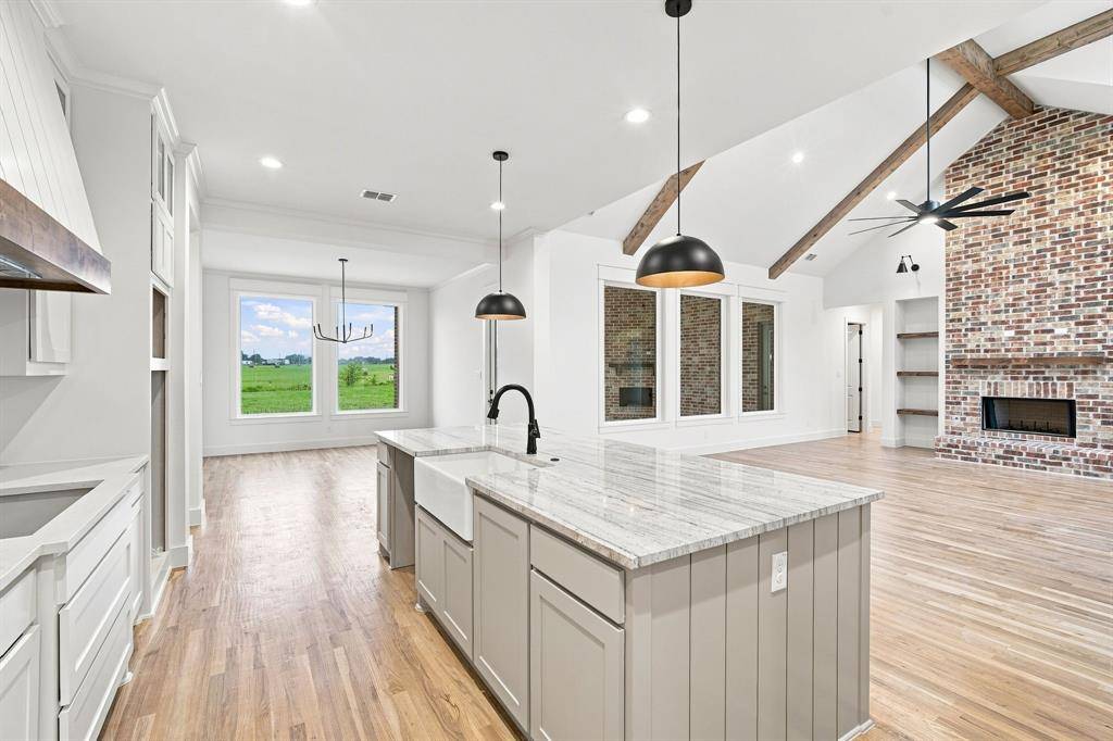 6231 Cedar Elm Road, Midlothian, TX 76065