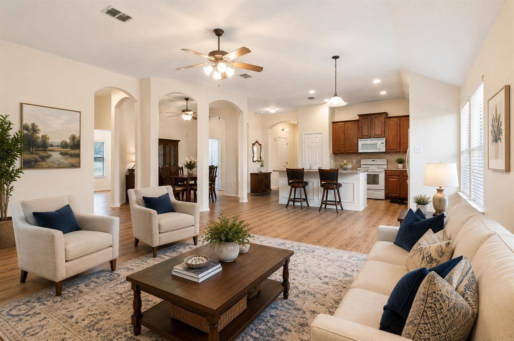 609 Lake Point Drive, Little Elm, TX 75068