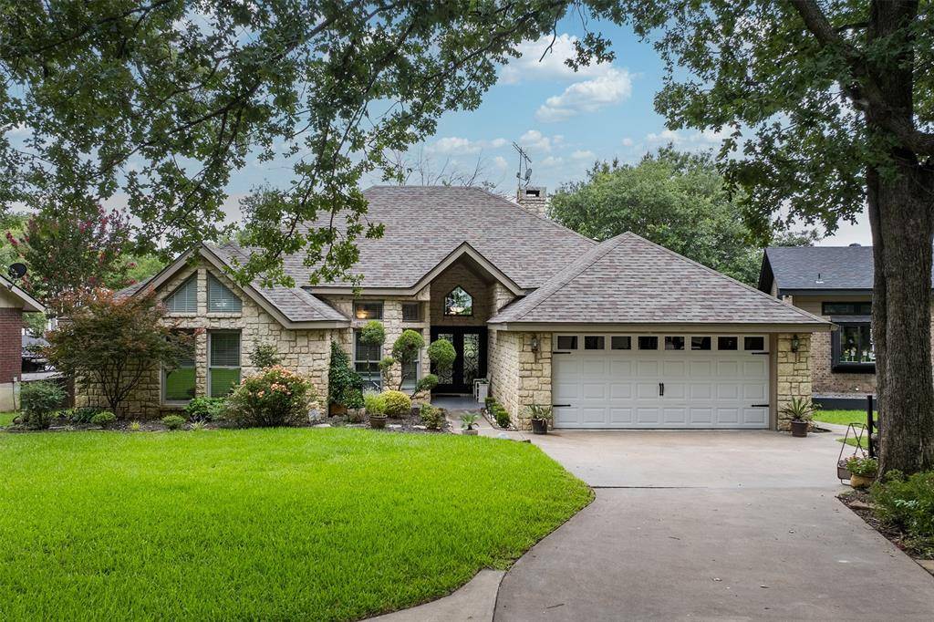 301 Northshore, Trinidad, TX 75163