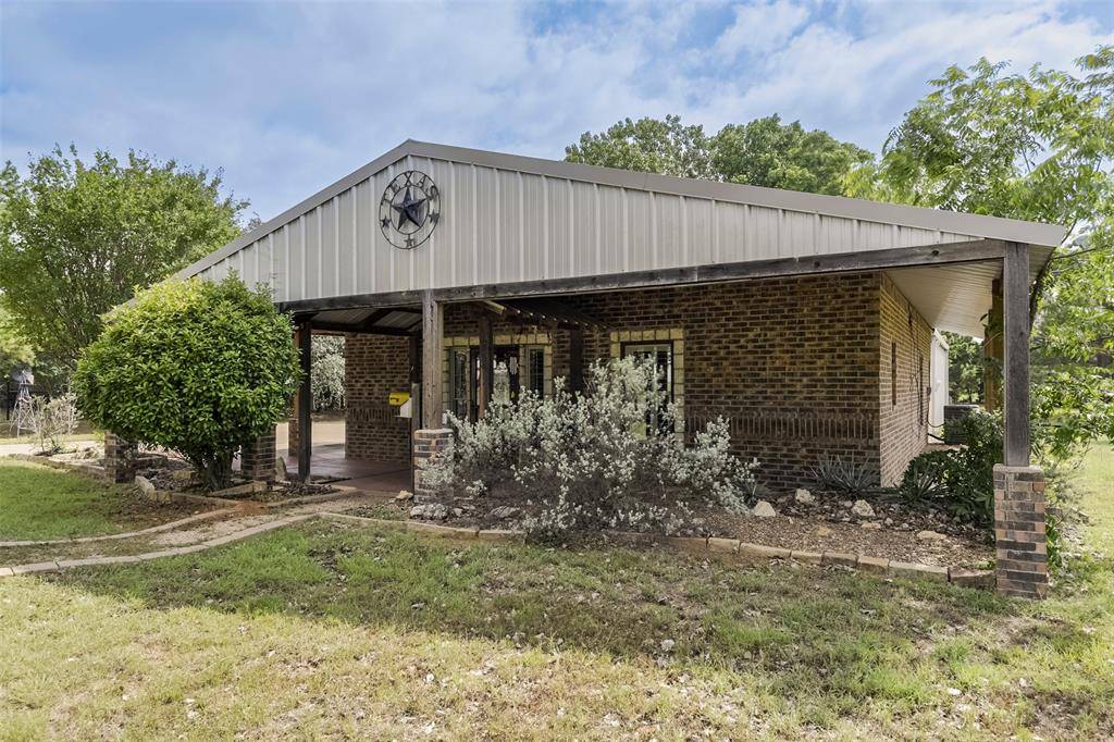 3625 Carla Court, Granbury, TX 76049