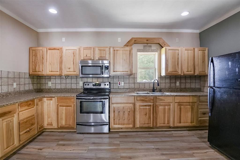 3625 Carla Court, Granbury, TX 76049