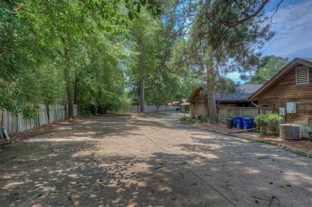 7101 Pines Road, Shreveport, LA 71129