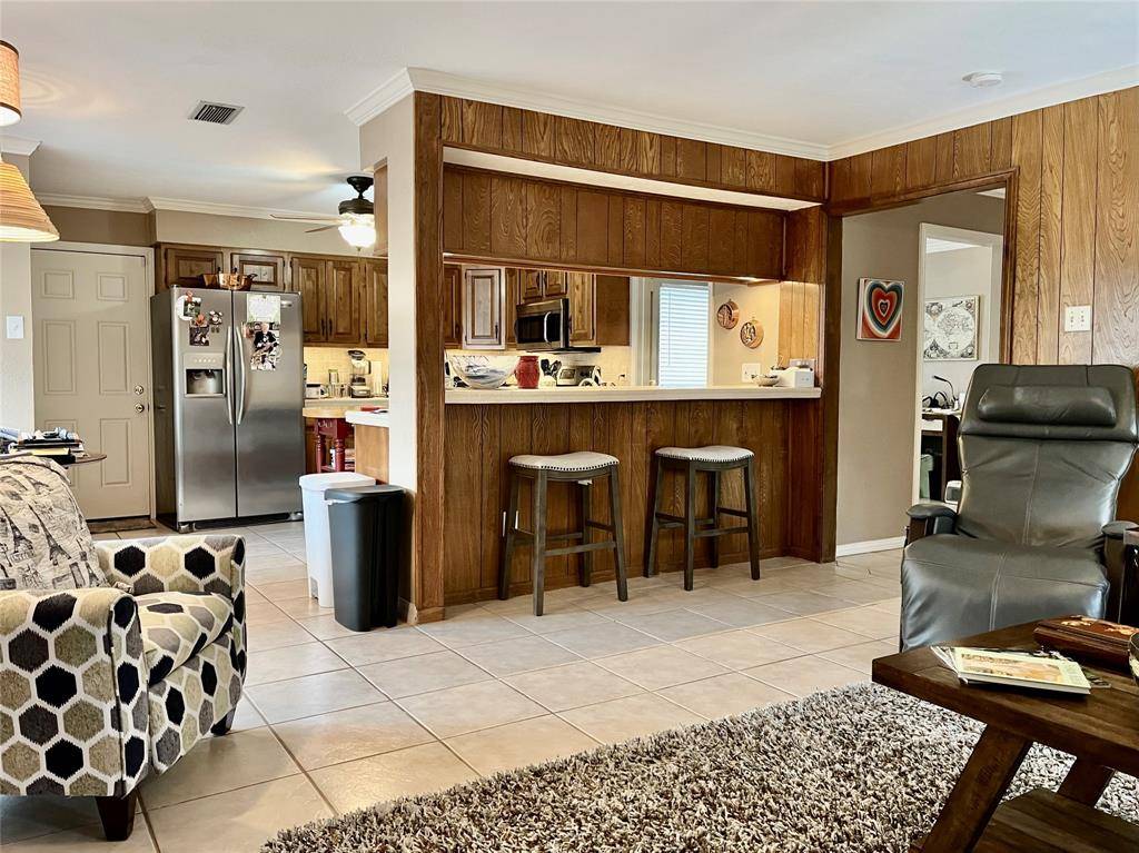 15542 Earlport Circle, Dallas, TX 75248