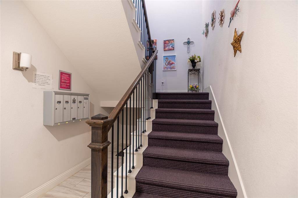 10660 Park Village Place #Unit C, Dallas, TX 75230