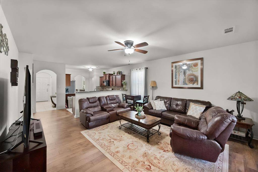 6140 Chalk Hollow Drive, Fort Worth, TX 76179