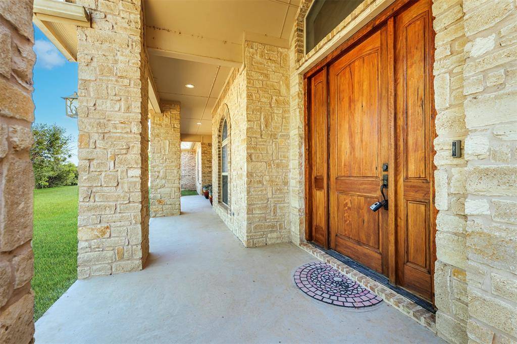 223 E Bay Drive, Bridgeport, TX 76426