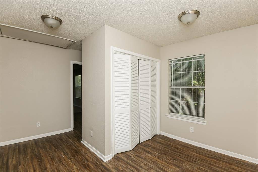 841 Hackamore Street, White Settlement, TX 76108