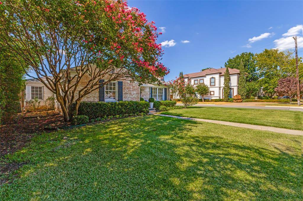 3627 S Versailles Avenue, Dallas, TX 75209
