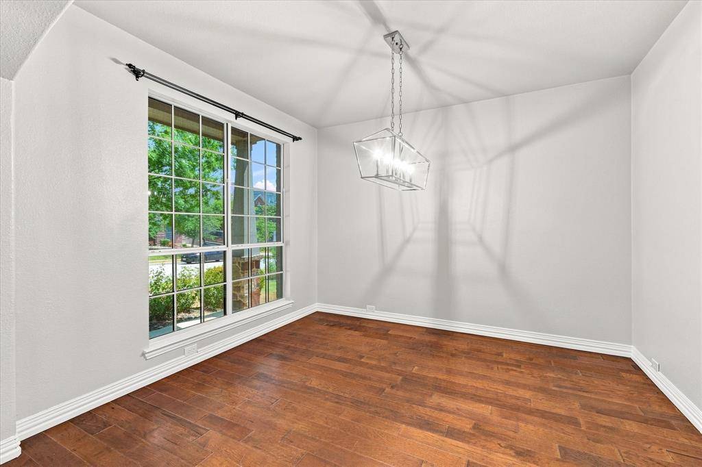 457 Bristol Street, Roanoke, TX 76262