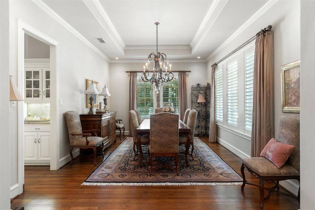 5719 Hagen Court, Dallas, TX 75252