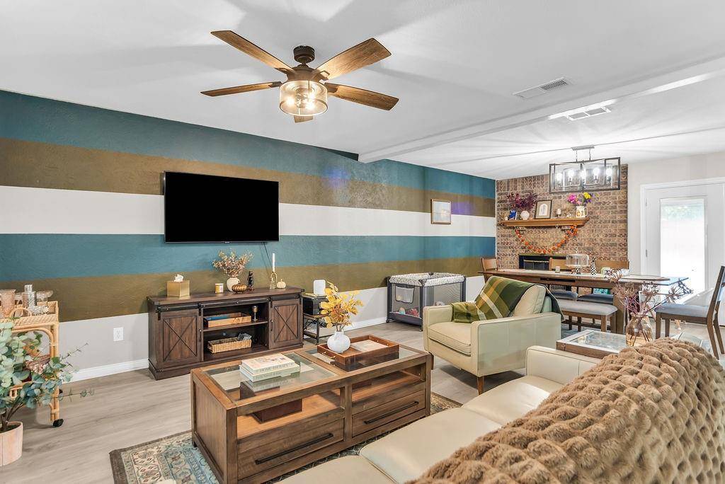 2416 Summer Place Drive, Irving, TX 75062