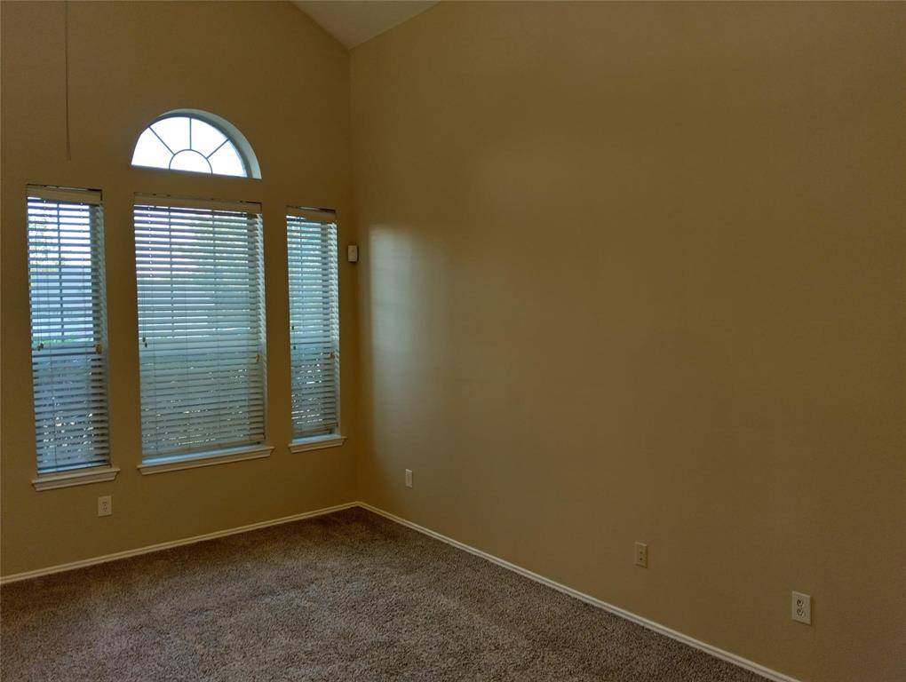 1470 Sax Leigh Drive, Dallas, TX 75241