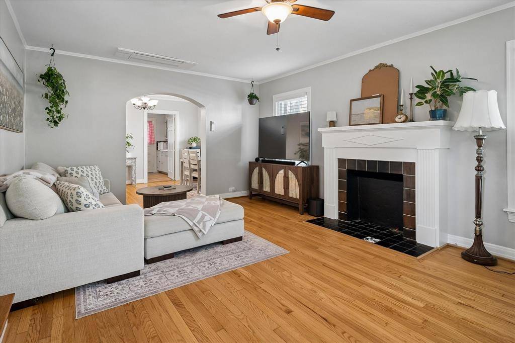 5716 Goliad Avenue, Dallas, TX 75206