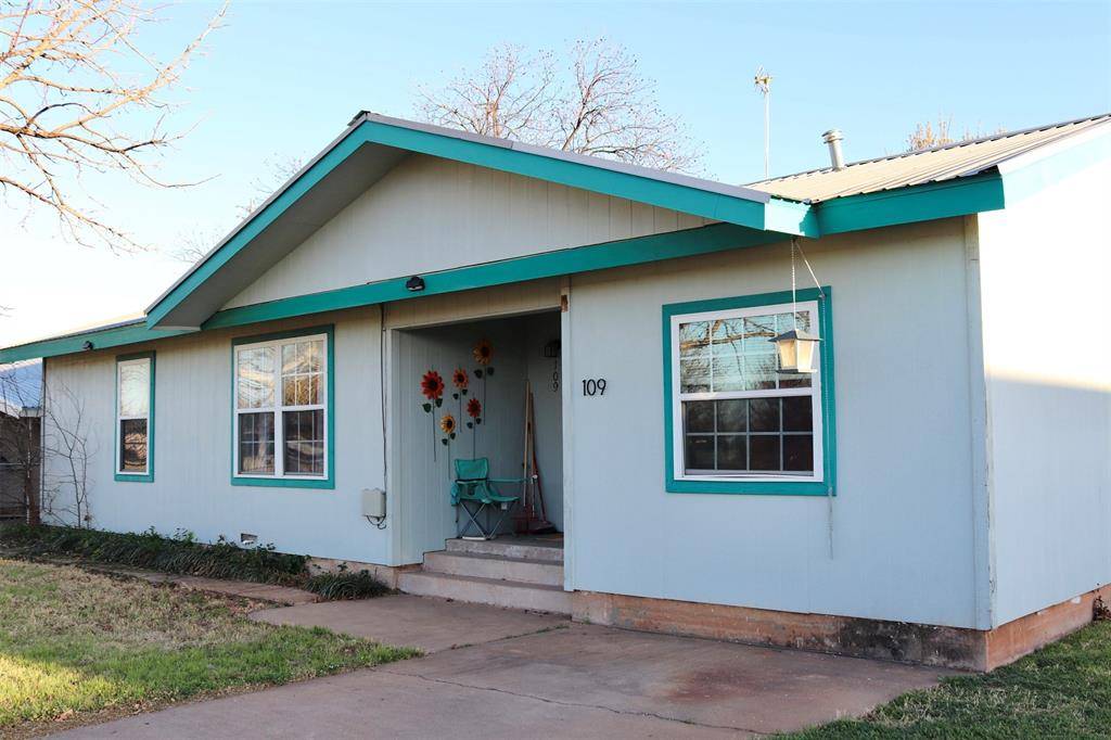 109 Novice Road, Winters, TX 79567