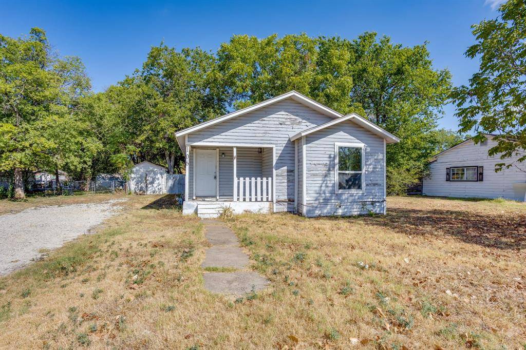 106 Bales Street #108, Cleburne, TX 76033