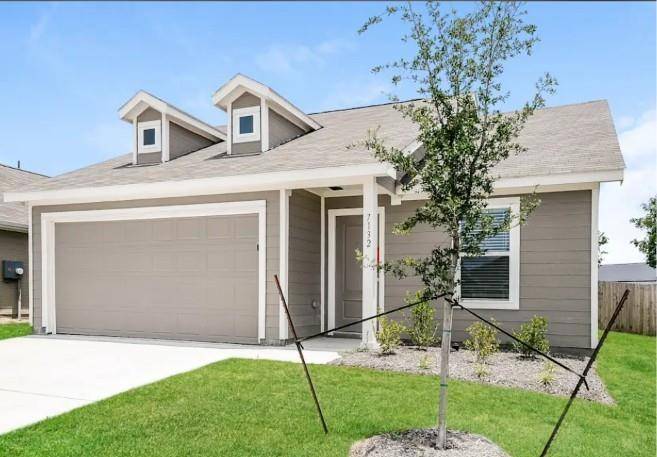 7132 Landings Edge Road, Fort Worth, TX 76179