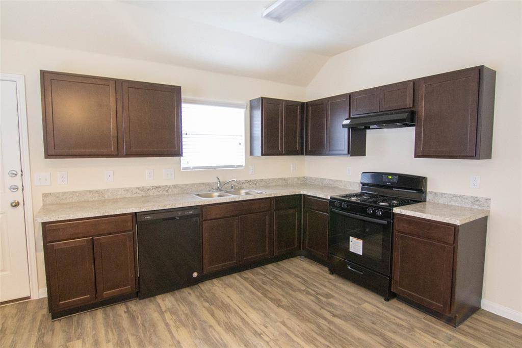 4001 Bonita Springs Drive, Fort Worth, TX 76123