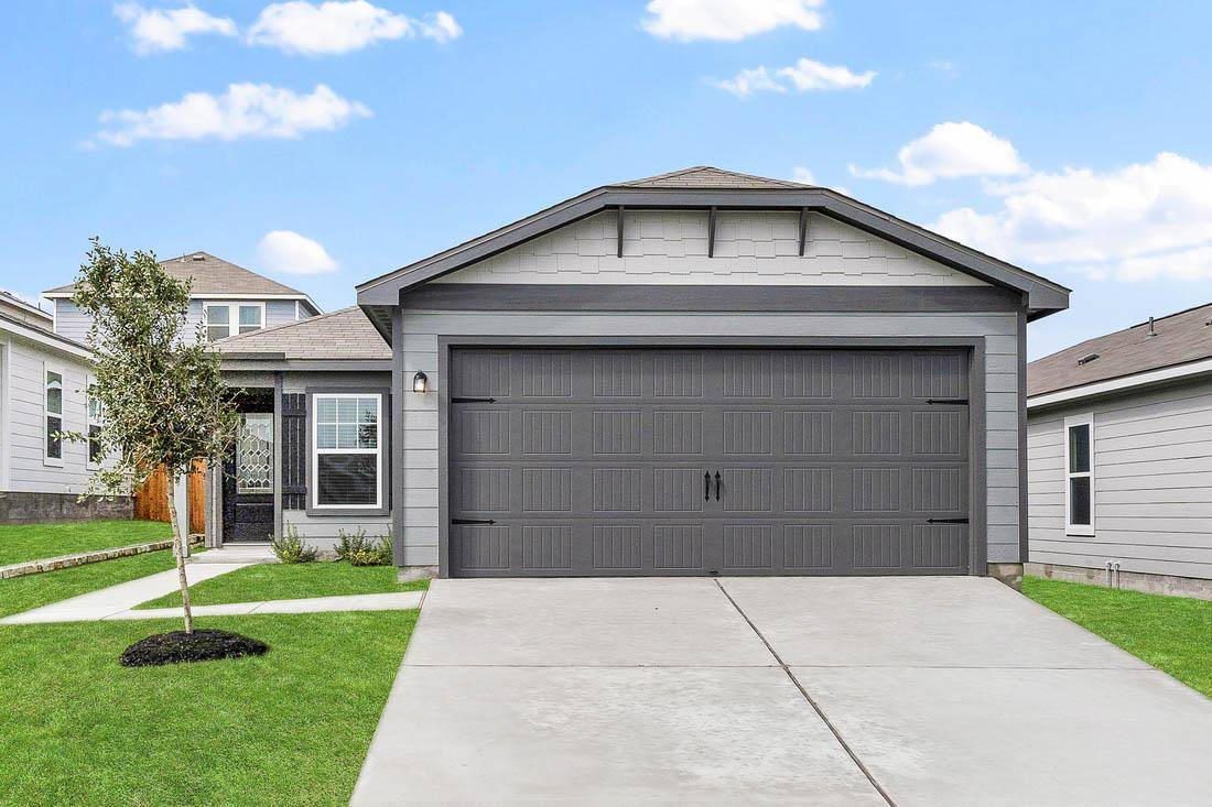 205 Paradise Canyon DR, Jarrell, TX 76537