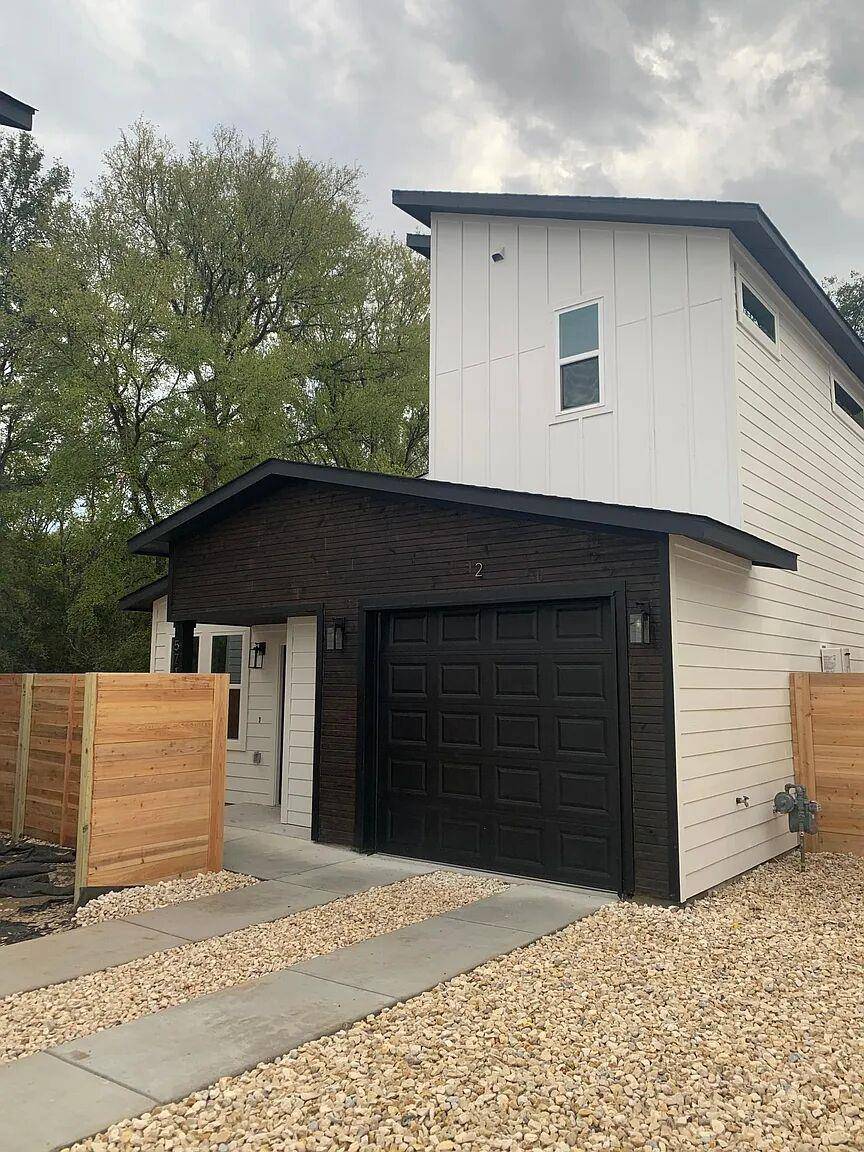 5711 Tura LN #2, Austin, TX 78721