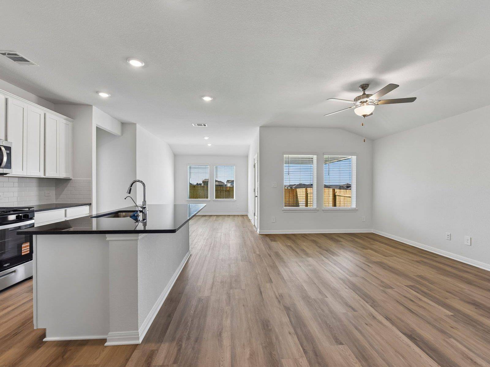 104 Woodbrook DR, Georgetown, TX 78674
