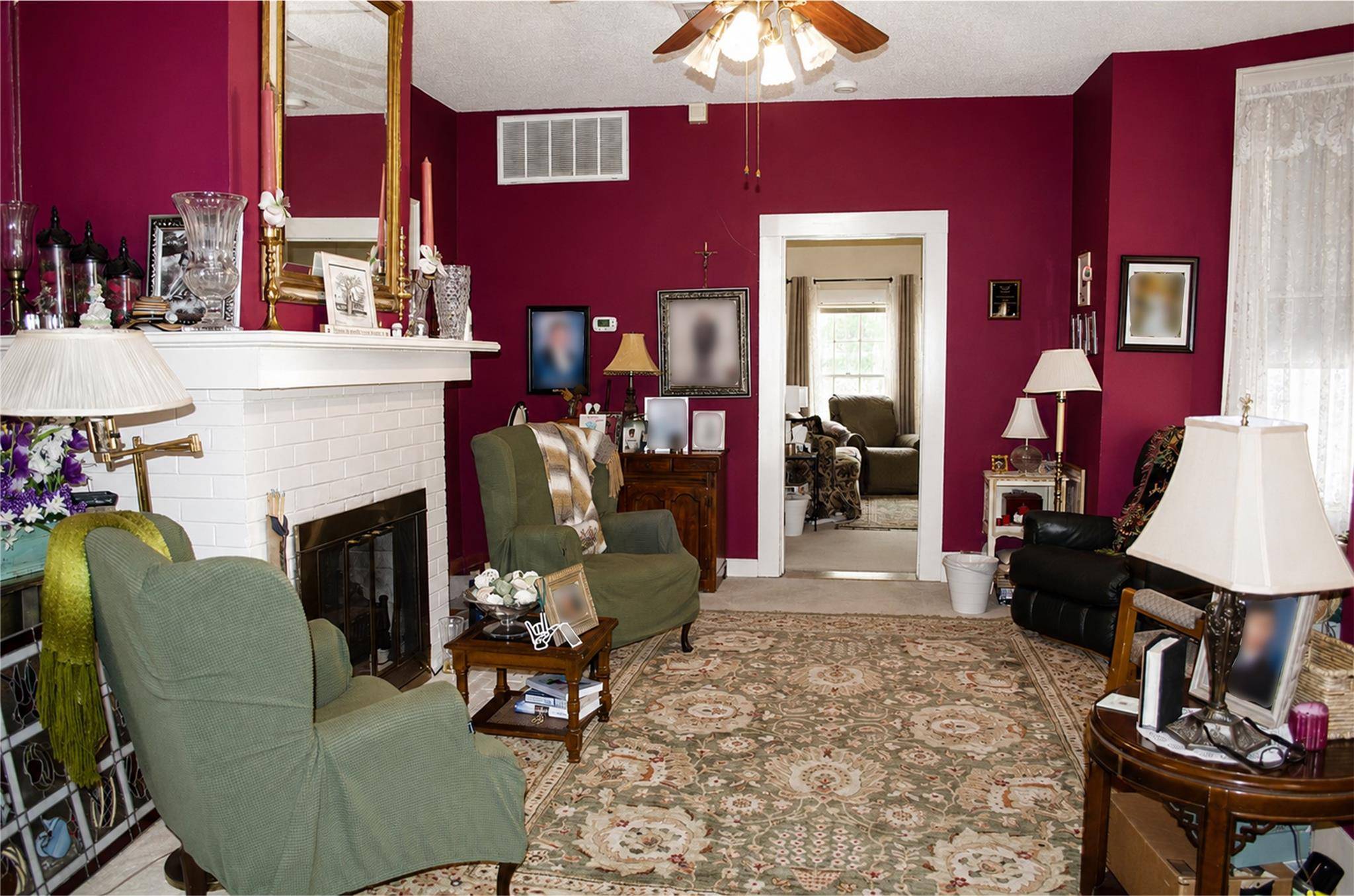 208 S Blair ST, Round Rock, TX 78664