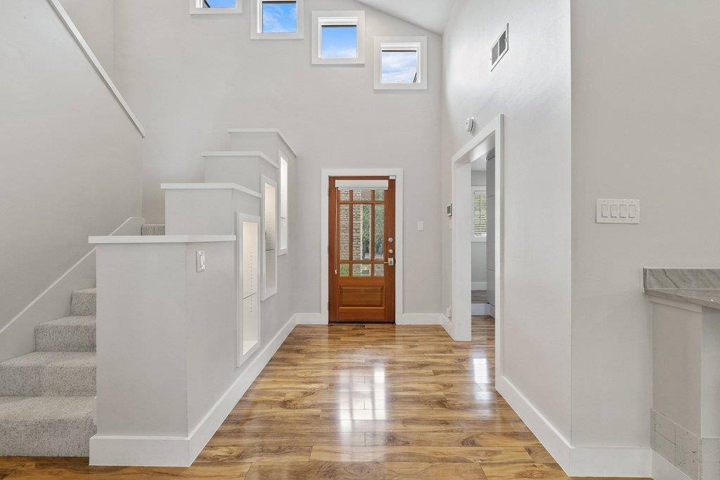 6101 Gun Bow CT, Austin, TX 78746