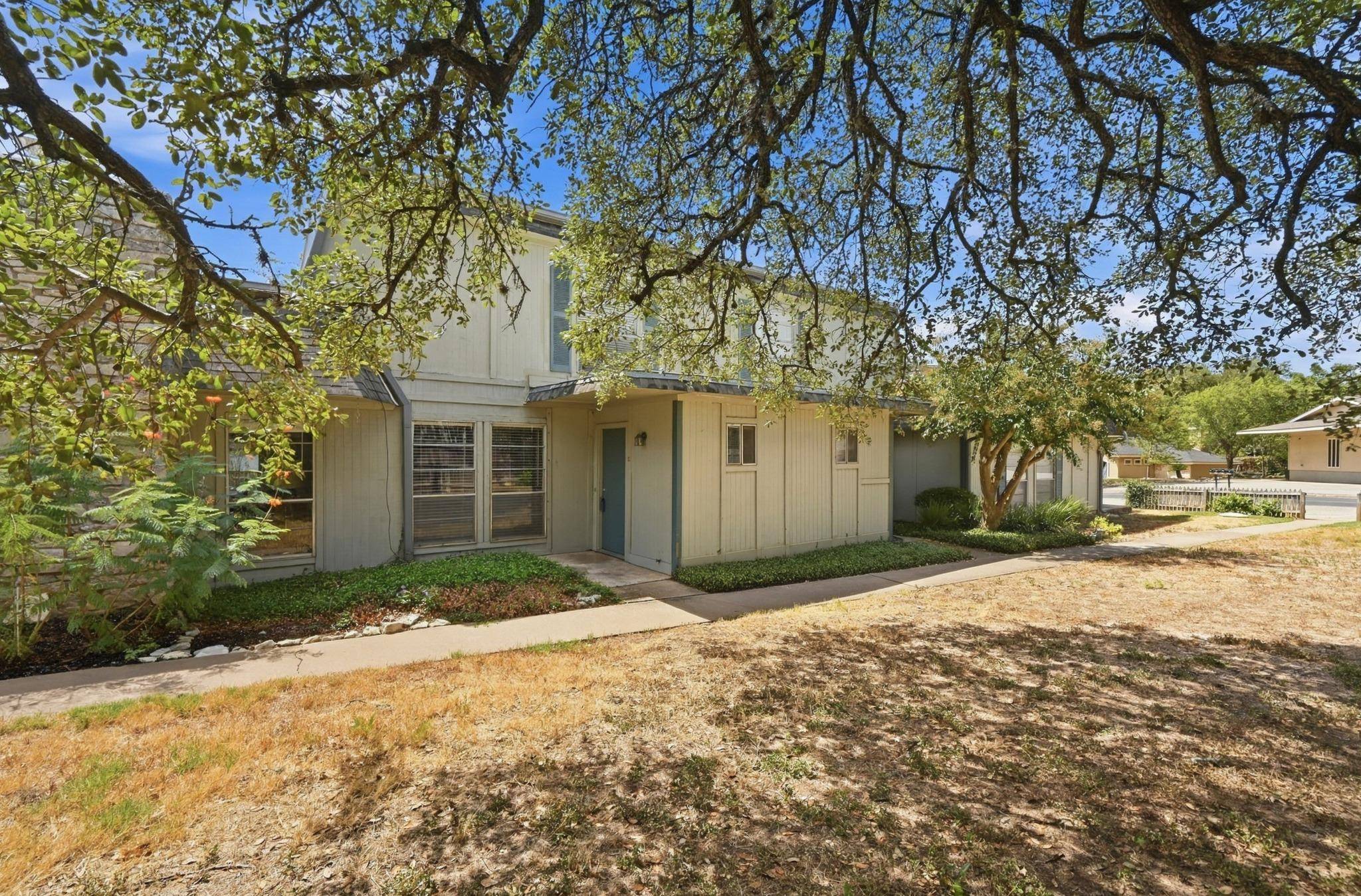 807 CASTLE RIDGE RD #C, Austin, TX 78746