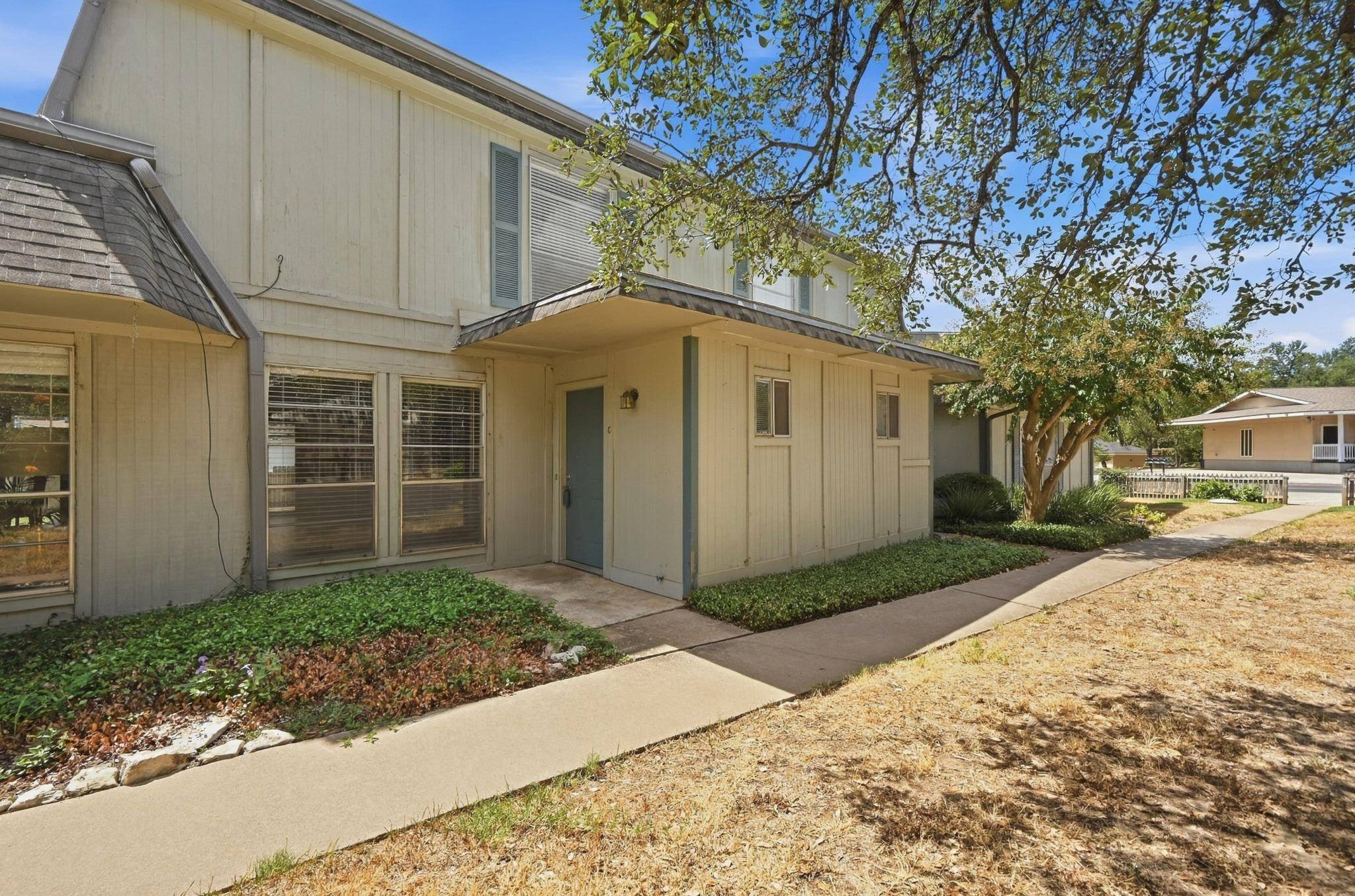 807 CASTLE RIDGE RD #C, Austin, TX 78746