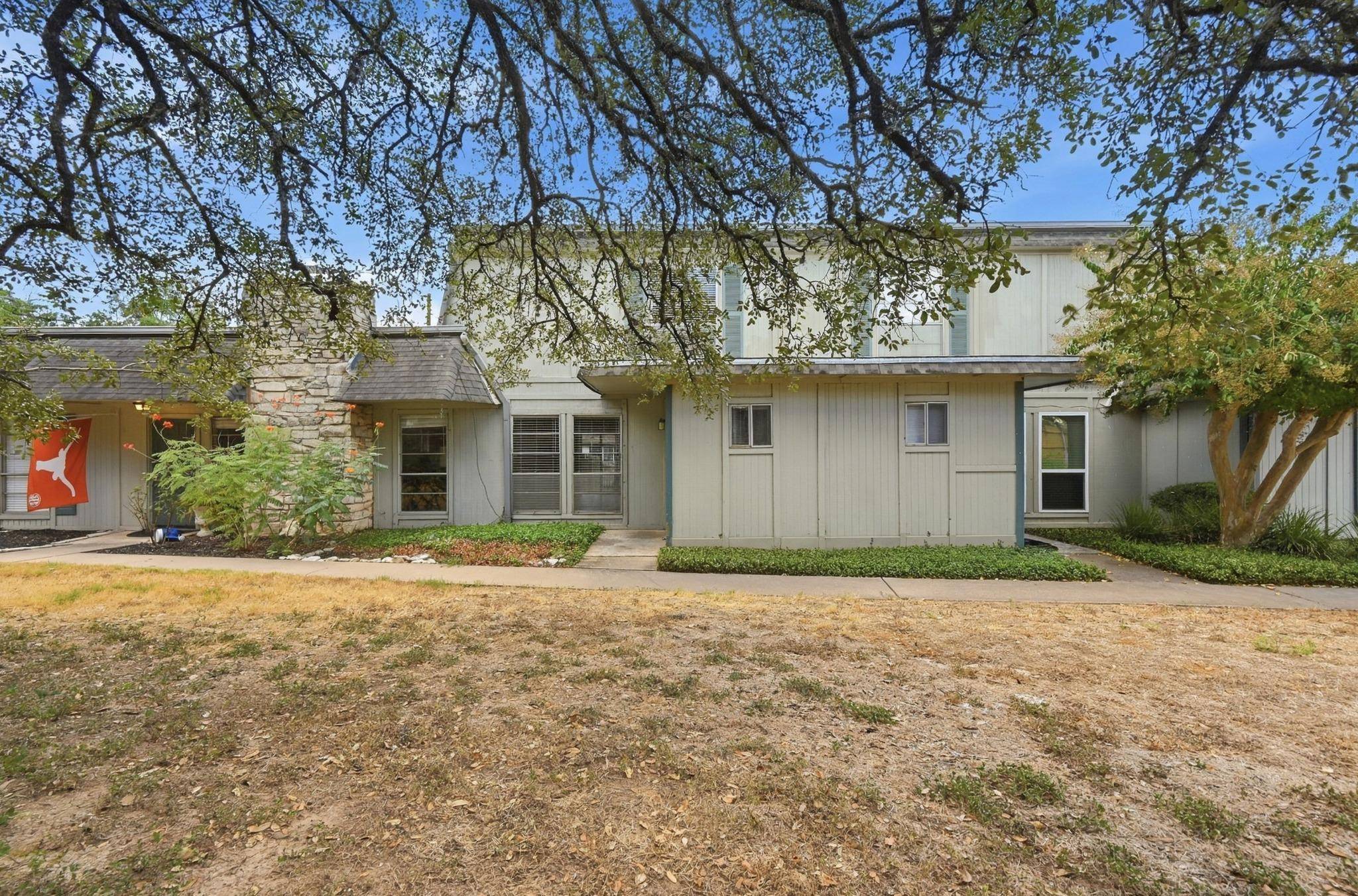 807 CASTLE RIDGE RD #C, Austin, TX 78746