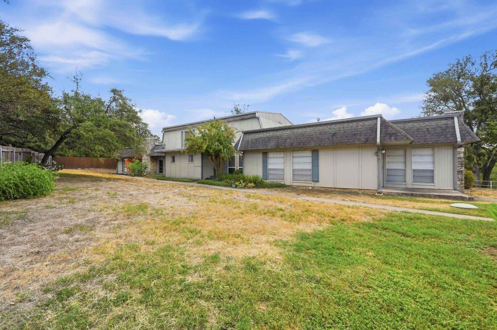 807 CASTLE RIDGE RD #C, Austin, TX 78746