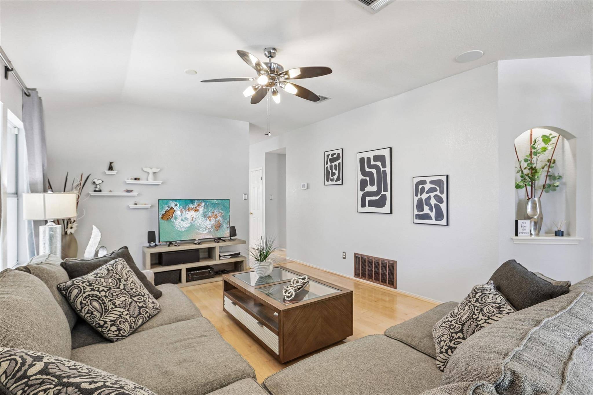 13517 Bolivia DR, Austin, TX 78729