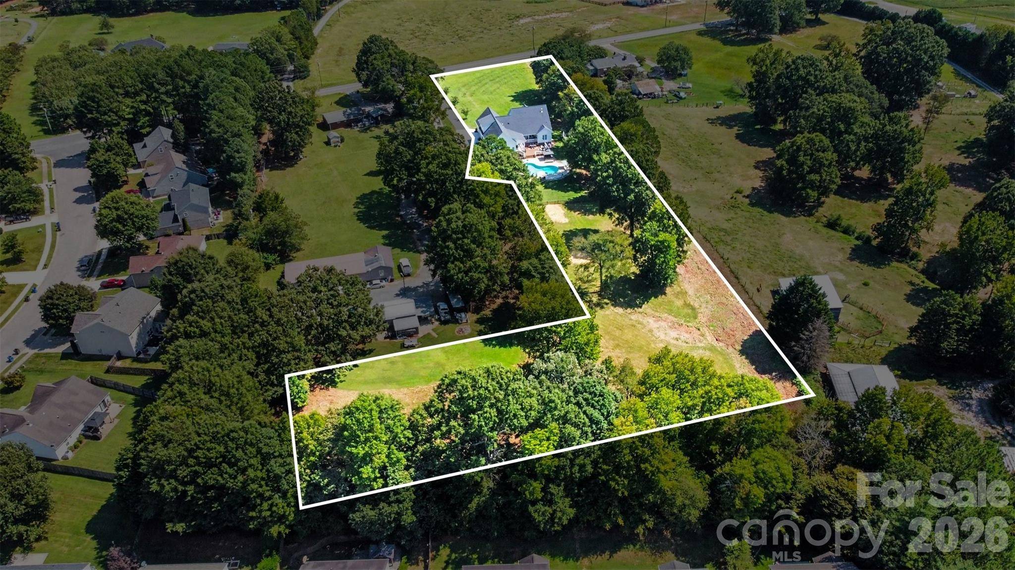 372 Linwood RD, Mooresville, NC 28115