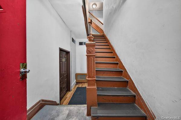 2-97 St Nicholas AVE, Ridgewood, NY 11385