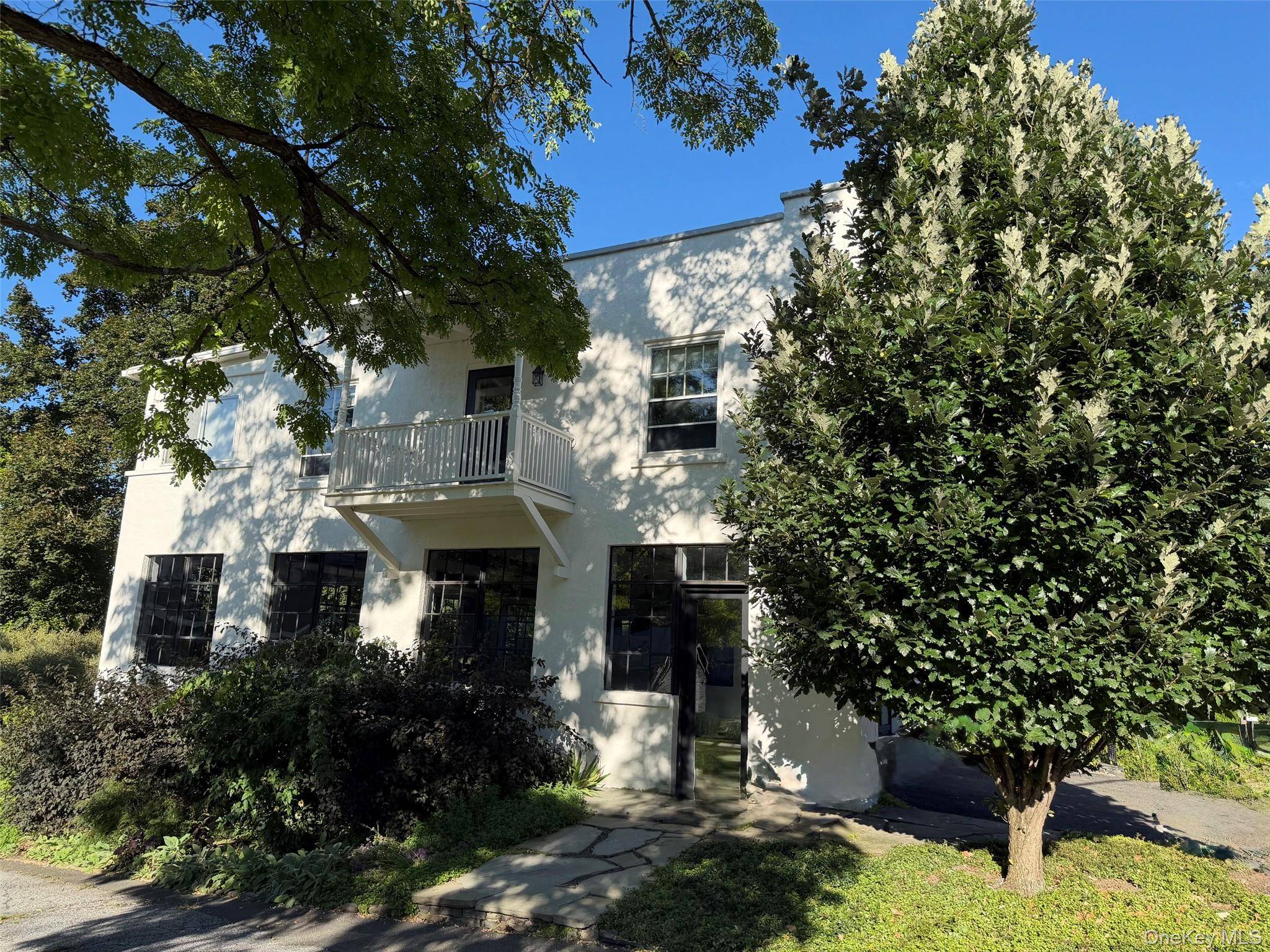 224 MAIN ST #2A, Germantown, NY 12526