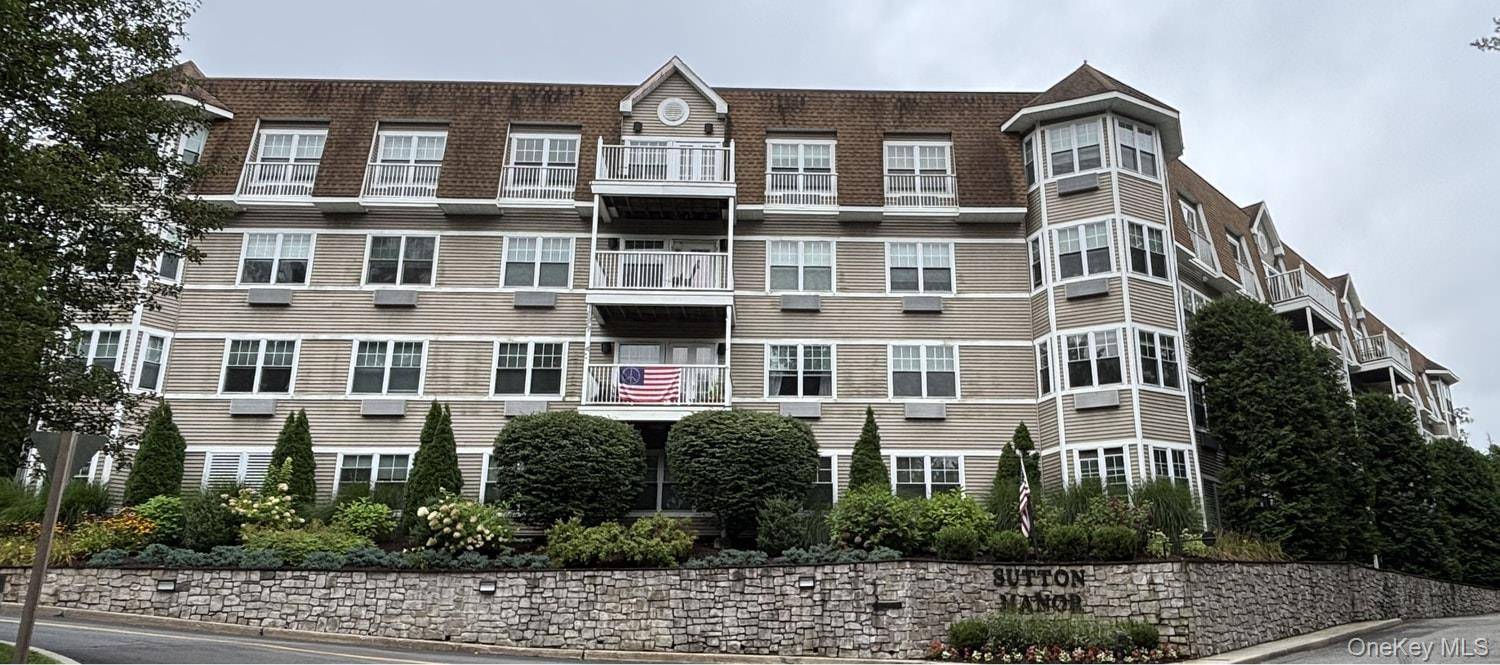 311 Sutton DR #311, Mount Kisco, NY 10549