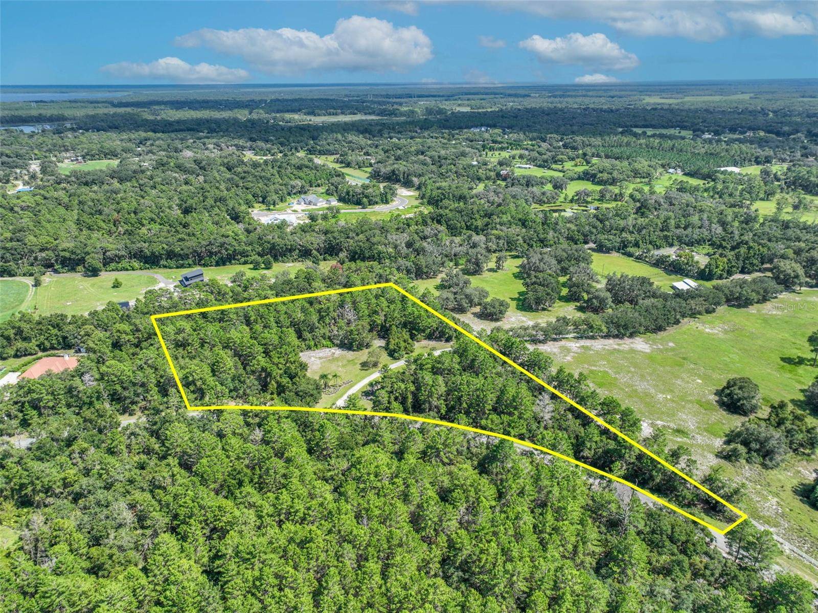 261 SEMINOLE WOODS BLVD, Geneva, FL 32732