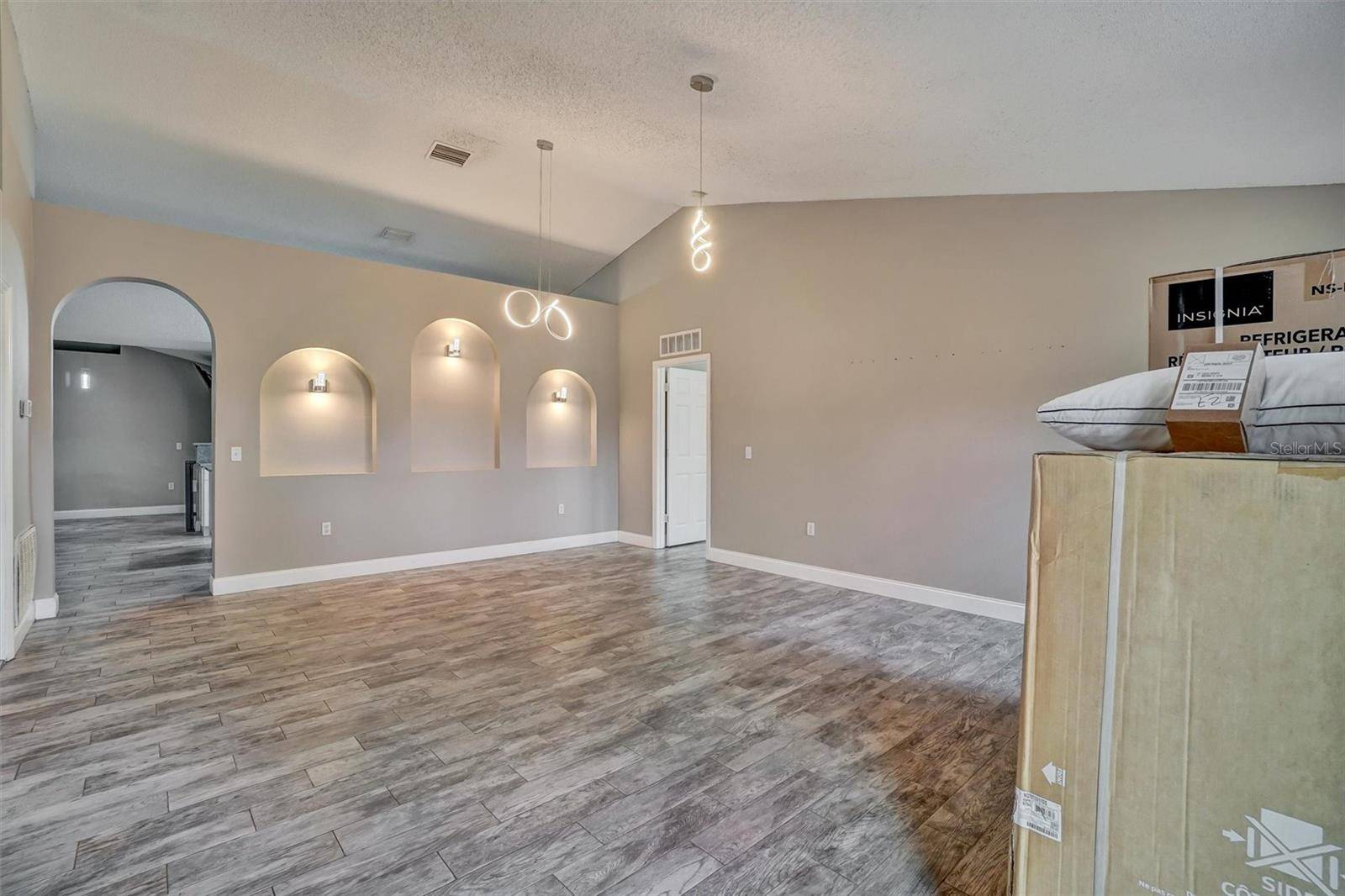 3046 BLAINE CIR, Deltona, FL 32738