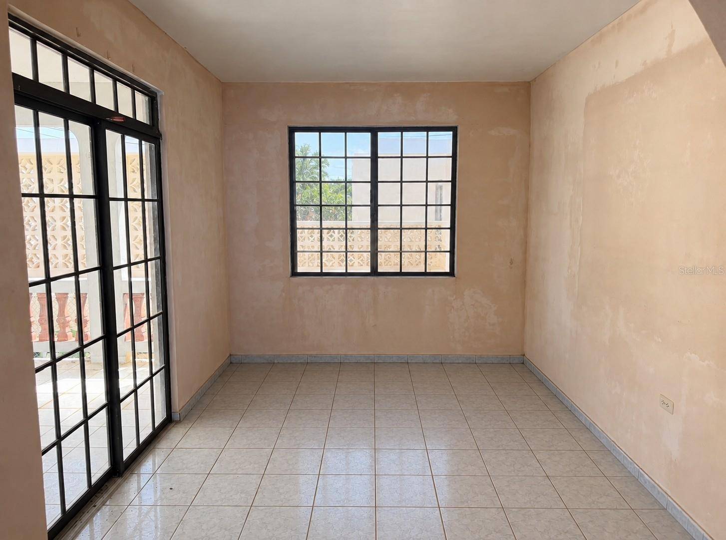 #635 18 ST. URB. VISTA VERDE, Aguadilla, PR 00603