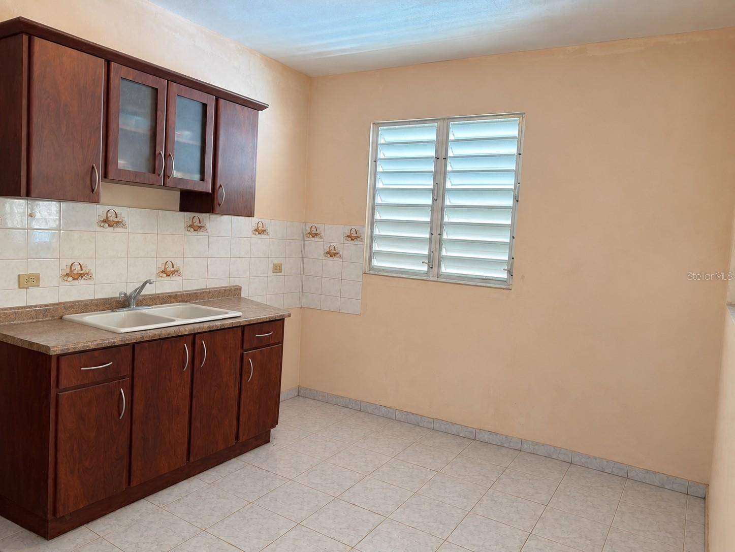 #635 18 ST. URB. VISTA VERDE, Aguadilla, PR 00603