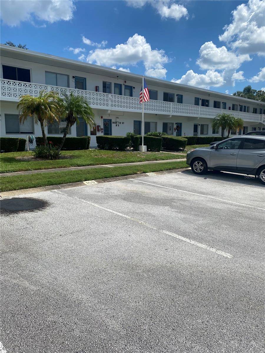 8455 112TH ST #111, Seminole, FL 33772
