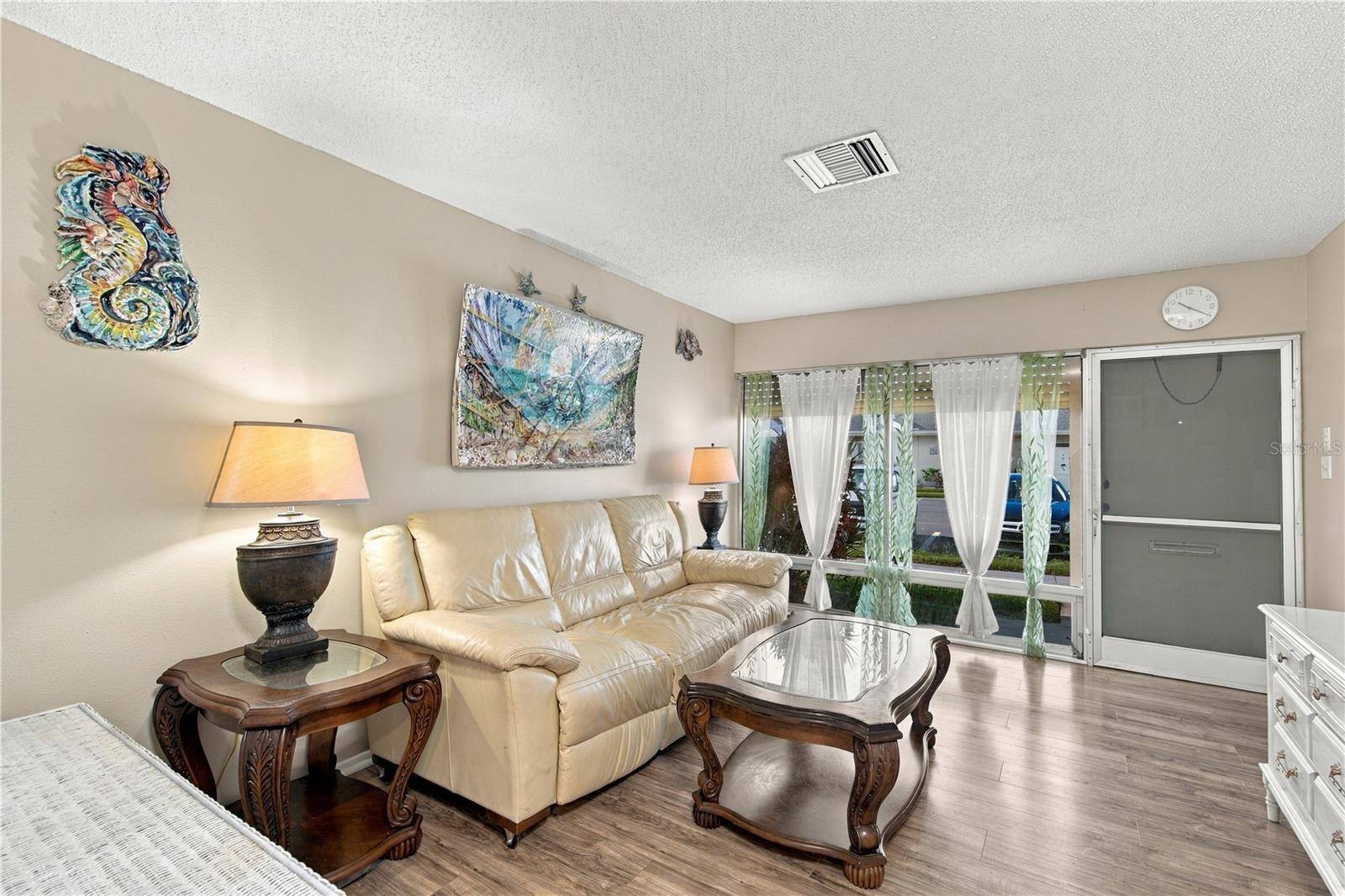 4359 TAHITIAN GARDENS CIR #B, Holiday, FL 34691
