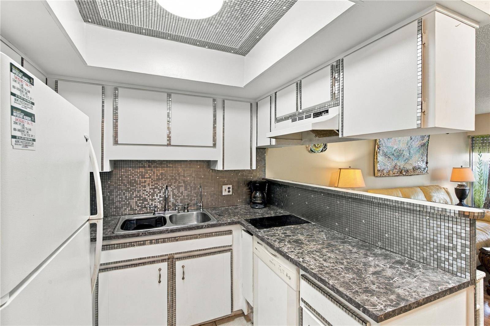 4359 TAHITIAN GARDENS CIR #B, Holiday, FL 34691
