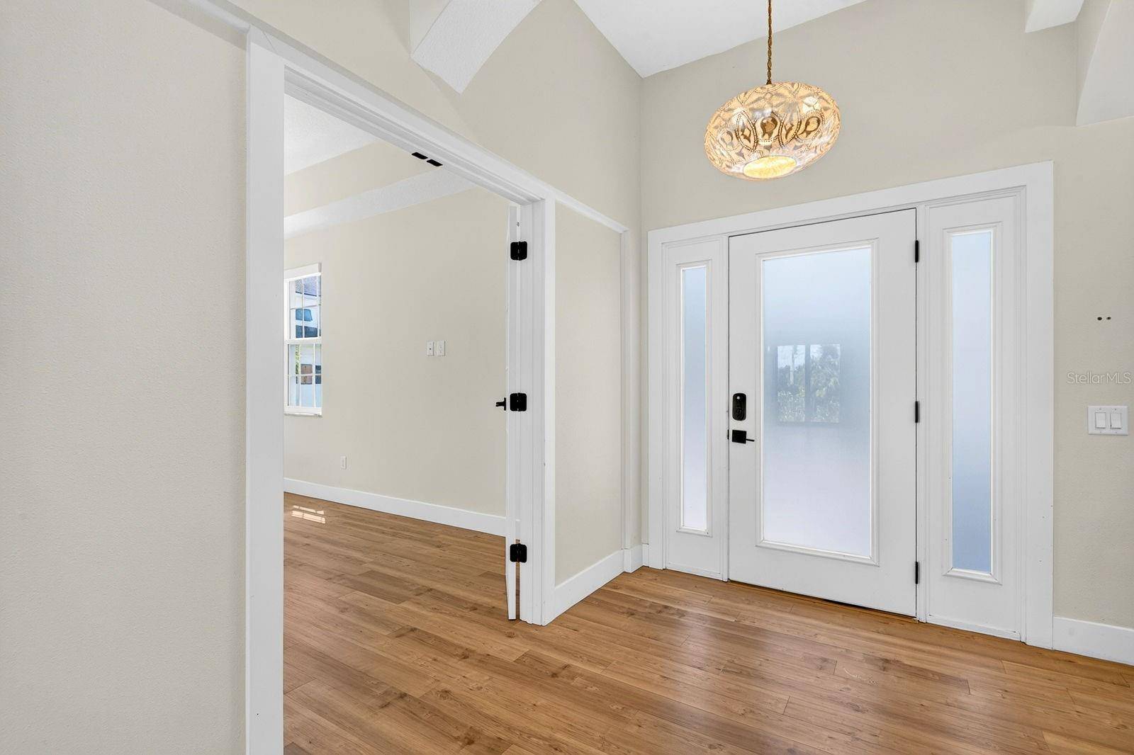6900 BOCHI CIR, Sarasota, FL 34242