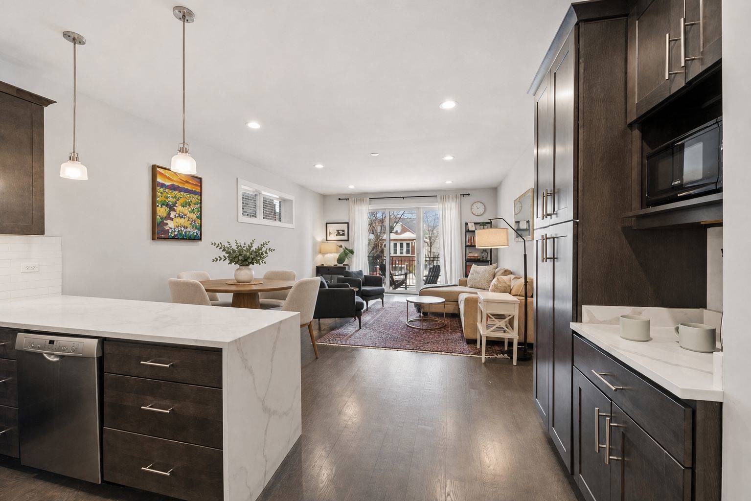 3340 N Lawndale AVE #1N, Chicago, IL 60618